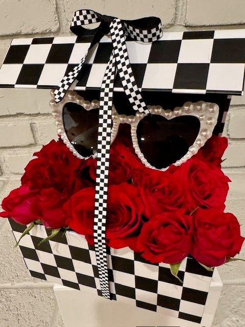 I "SEE" You Valentine floral box